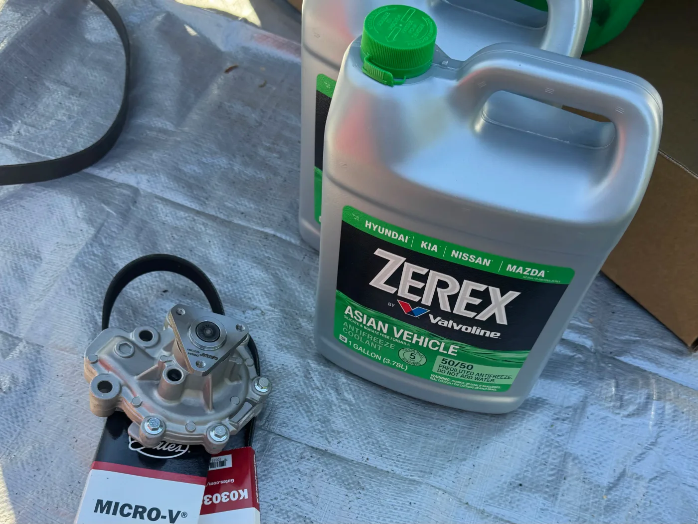 Coolant reservoir / radiator