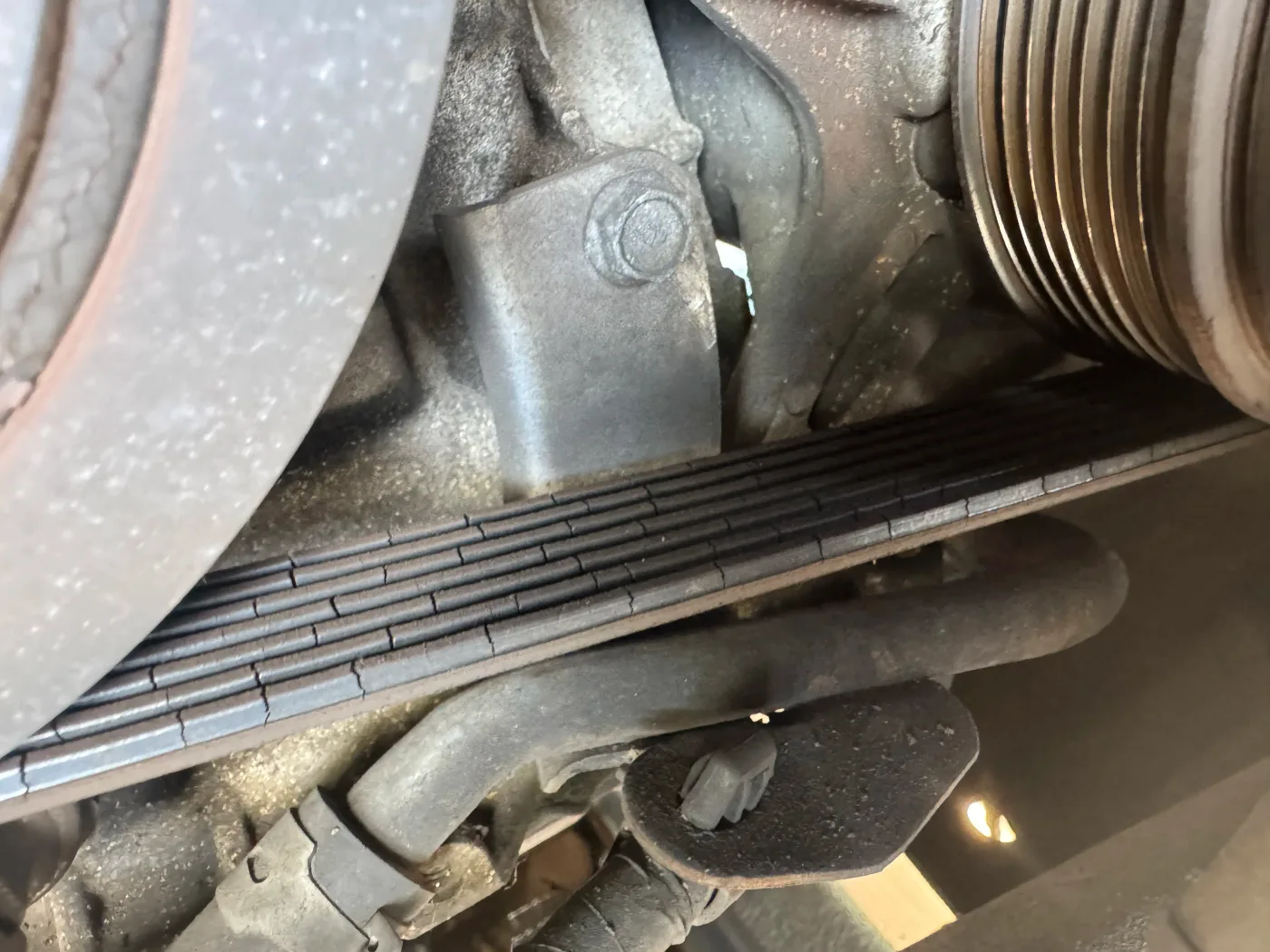 Serpentine belt routing